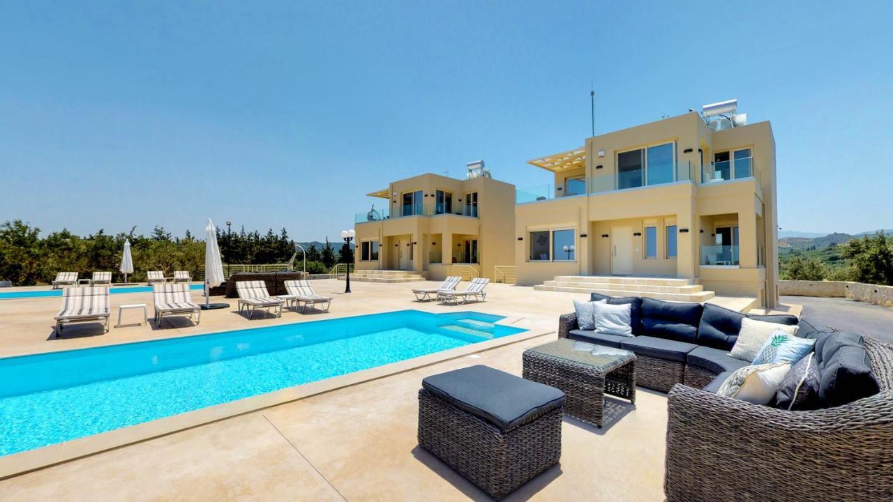 Liberty & Freedom Luxury Villas Platanés エクステリア 写真