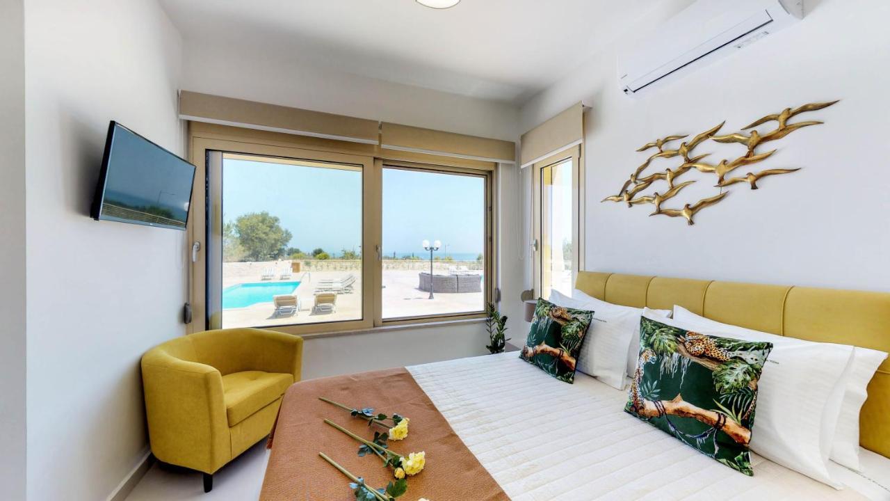 Liberty & Freedom Luxury Villas Platanés エクステリア 写真